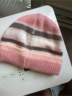 Pink toddler beanie good condition